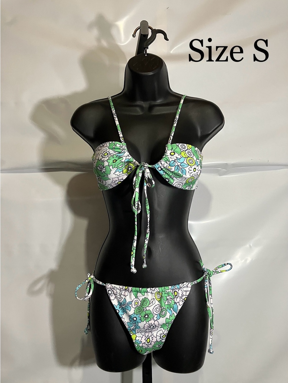 Women’s Floral Tie-Front Green & White Bikini Set Size Small